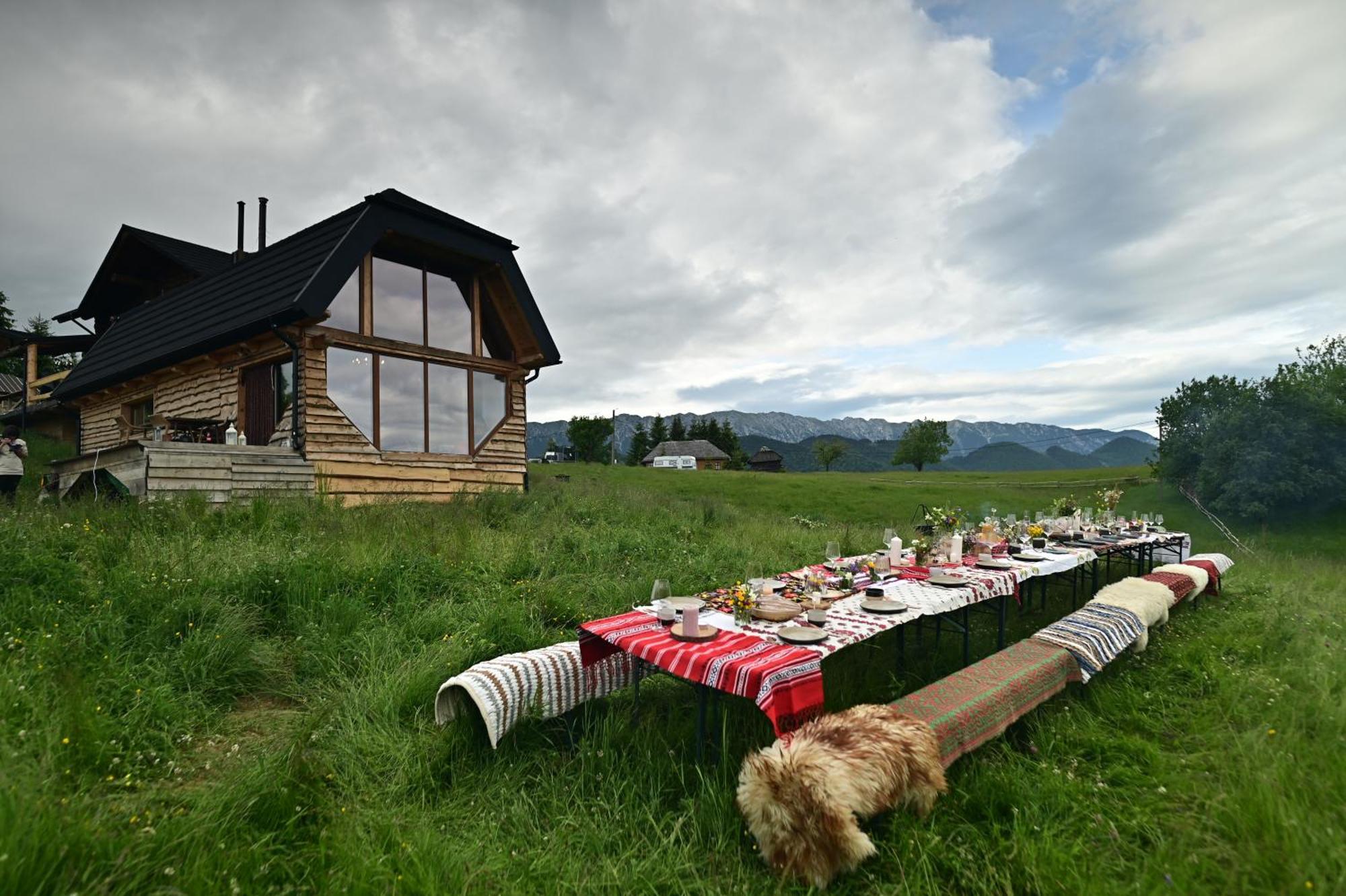 Villa The Barn à Şirnea Extérieur photo
