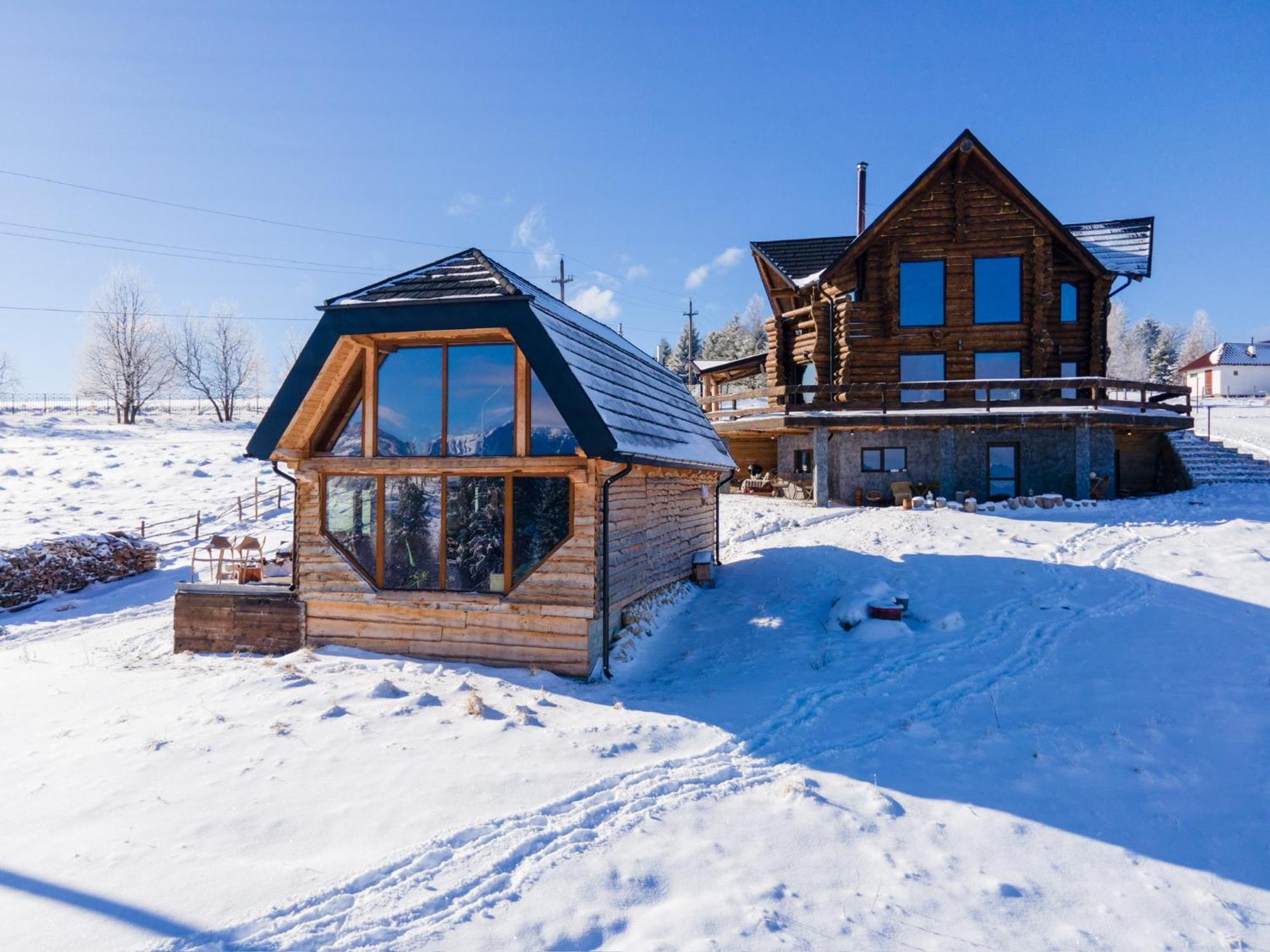 Villa The Barn à Şirnea Extérieur photo