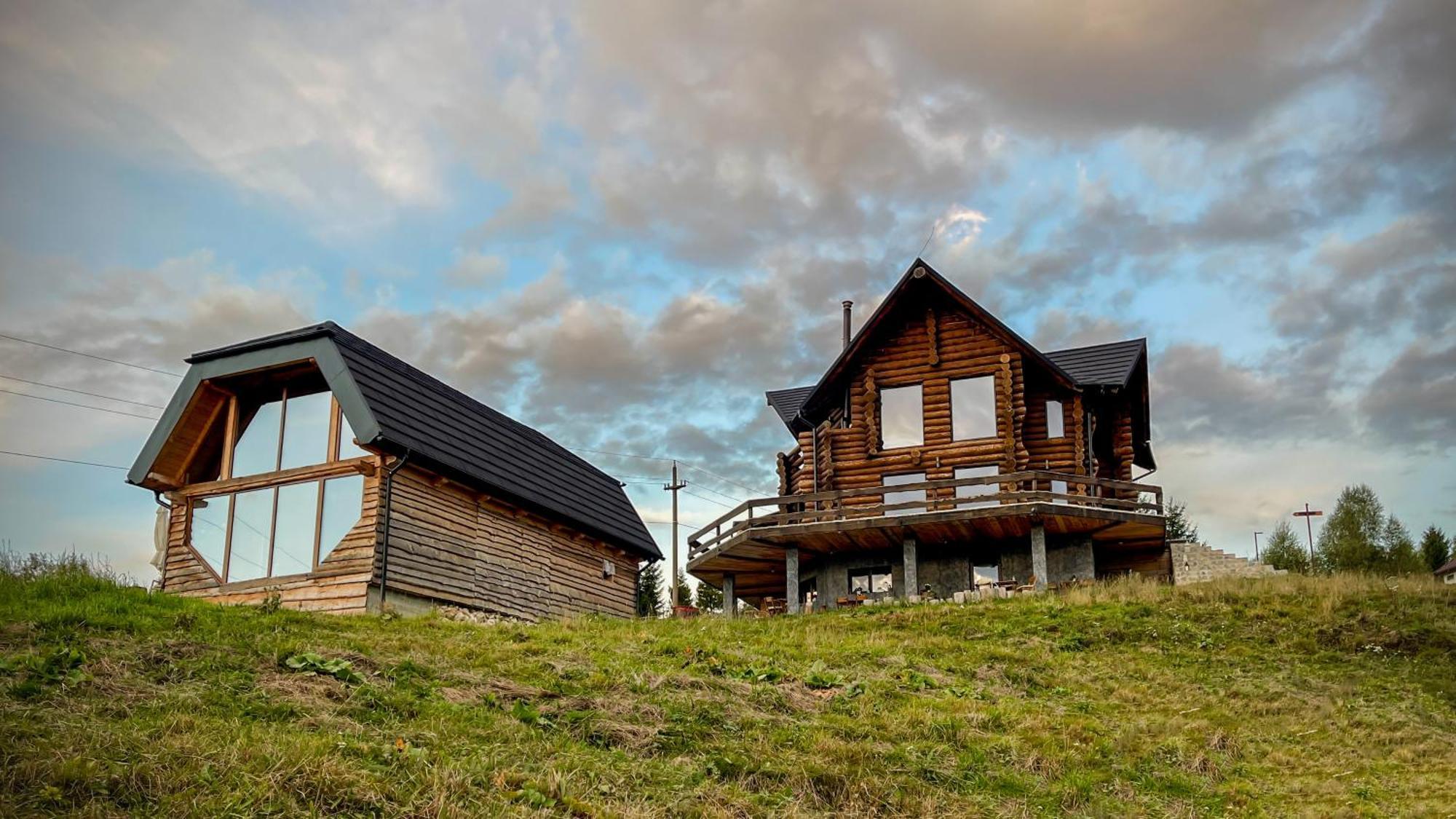 Villa The Barn à Şirnea Extérieur photo