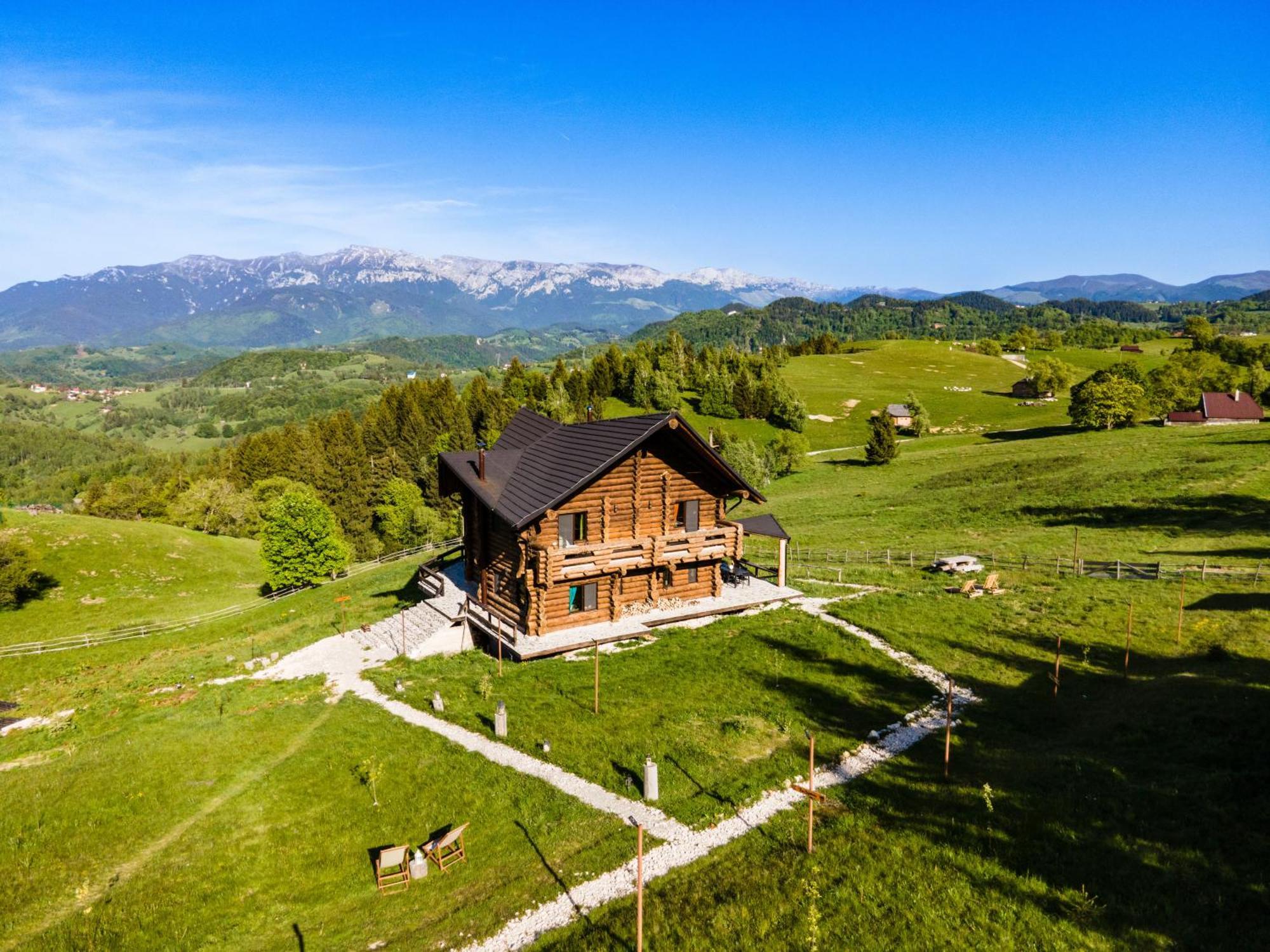 Villa The Barn à Şirnea Extérieur photo
