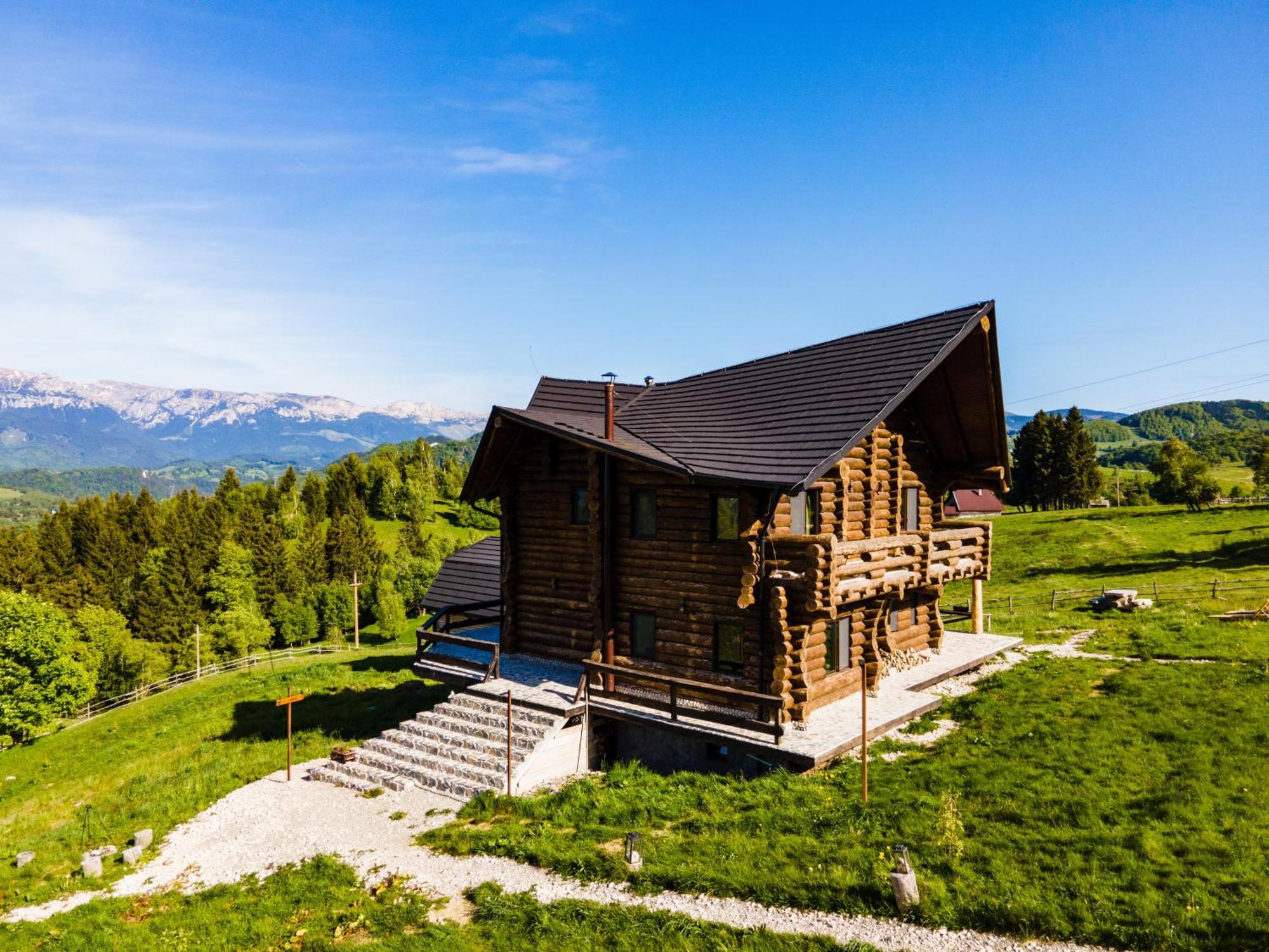Villa The Barn à Şirnea Extérieur photo
